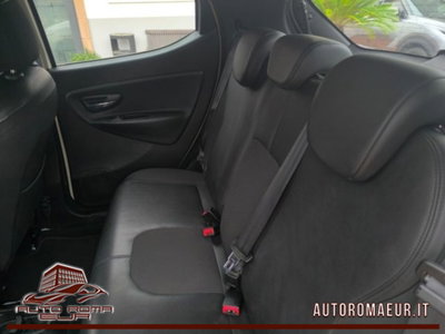Lancia Ypsilon 0.9 TwinAir 85 CV 5 porte S&S Gold (11)
