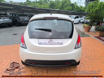 Lancia Ypsilon 0.9 TwinAir 85 CV 5 porte S&S Gold (4)