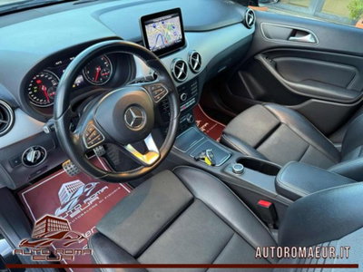 Mercedes-Benz Classe B 200 d Automatic 4Matic Premium (14)