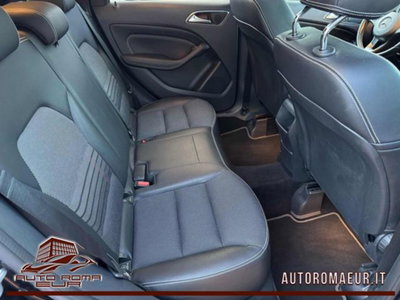 Mercedes-Benz Classe B 200 d Automatic 4Matic Premium (18)
