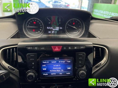 Lancia Ypsilon 1.2 69 CV 5 porte Platinum (14)