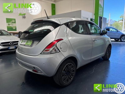 Lancia Ypsilon 1.2 69 CV 5 porte Platinum (5)