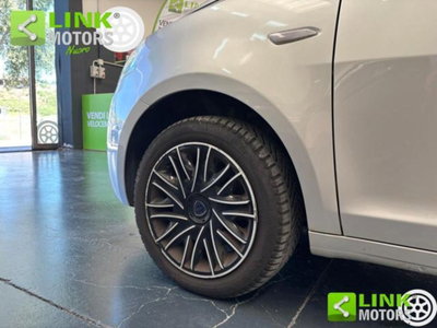 Lancia Ypsilon 1.2 69 CV 5 porte Platinum (9)