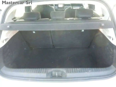 Renault Clio 1.0 tce Techno 90cv (8)