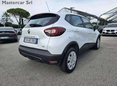 Renault Captur 1.5 dCi 8V 90 CV Start&Stop Life (6)