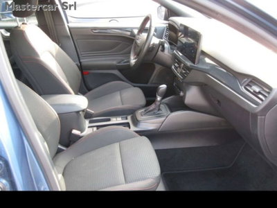 Ford Focus Station Wagon 1.0 EcoBoost 125 CV automatico SW ST-Line (6)