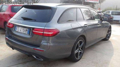 Mercedes-Benz Classe E Station Wagon 300 de 4Matic Auto EQ-Power Premium (4)