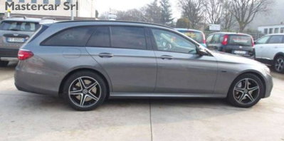 Mercedes-Benz Classe E Station Wagon 300 de 4Matic Auto EQ-Power Premium (6)