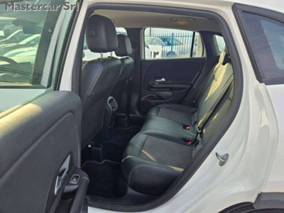 Mercedes-Benz GLA SUV 180 d Business Extra auto (10)