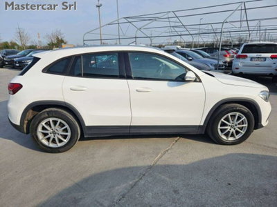 Mercedes-Benz GLA SUV 180 d Business Extra auto (8)