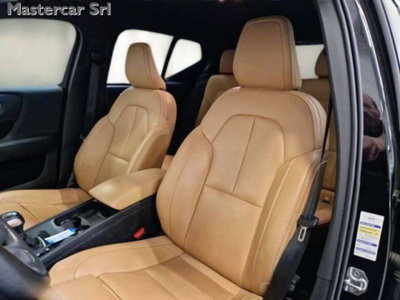 Volvo XC40 D3 AWD Inscription (7)