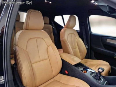 Volvo XC40 D3 AWD Inscription (8)