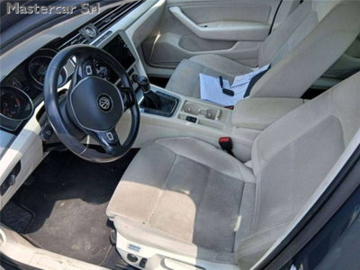 Volkswagen Passat Variant 1.6 TDI Business BlueMotion Technology (4)