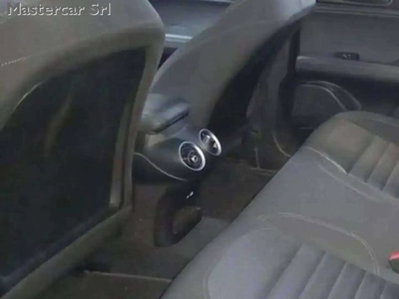 Alfa Romeo Stelvio 2.2 t Veloce Q4 210cv auto (8)