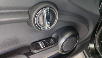 MINI Mini 1.2 One 75 CV (8)