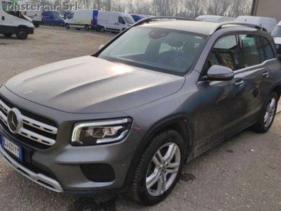 Mercedes-Benz GLB 200 d Advanced auto (2)