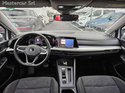 Volkswagen Golf Variant 1.0 eTSI EVO DSG Life (10)