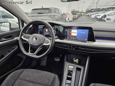 Volkswagen Golf Variant 1.0 eTSI EVO DSG Life (11)