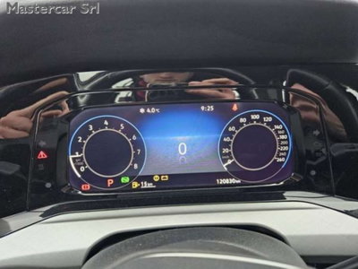 Volkswagen Golf Variant 1.0 eTSI EVO DSG Life (12)