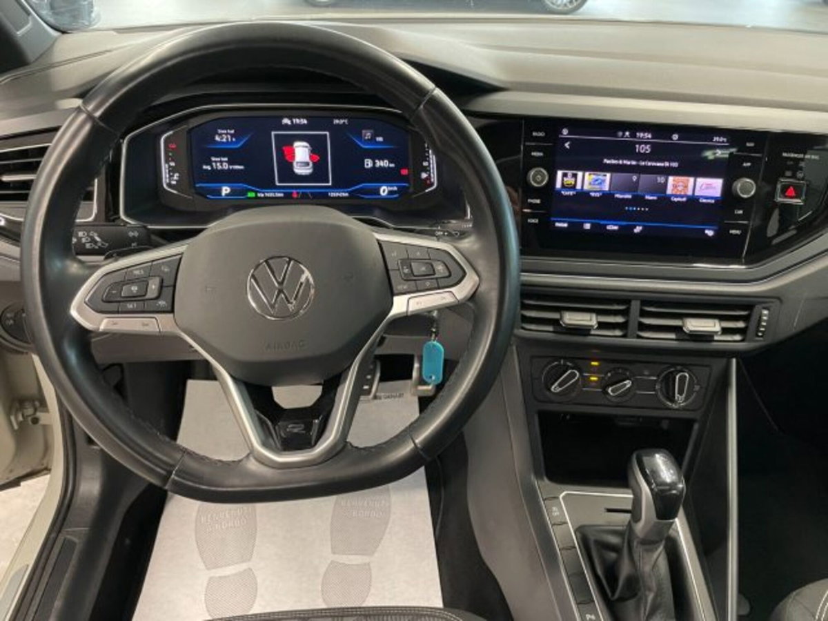 Volkswagen Taigo 1.0 TSI 110 CV DSG R-Line (14)