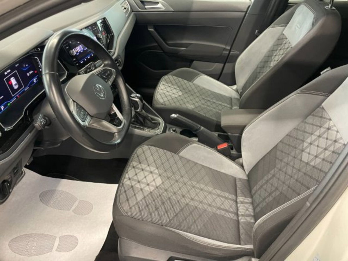 Volkswagen Taigo 1.0 TSI 110 CV DSG R-Line (6)