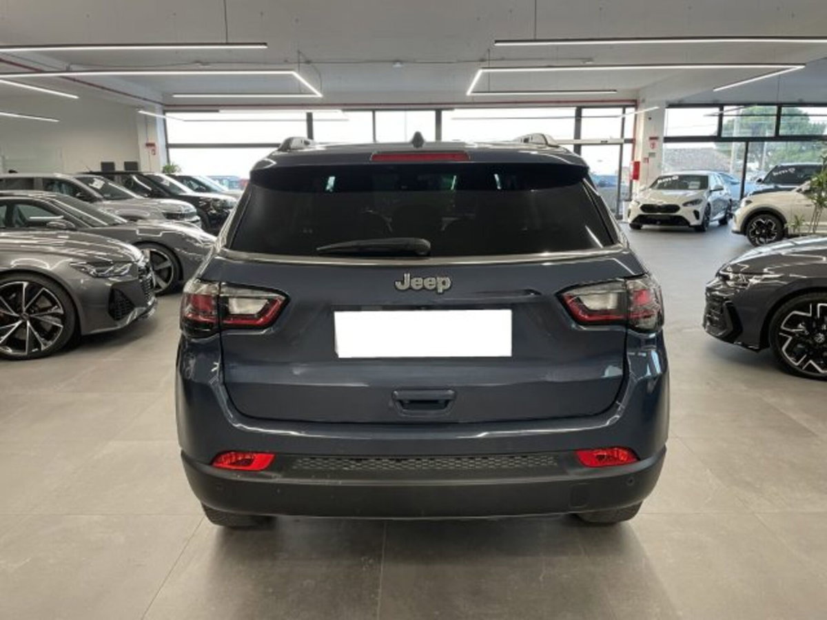 Jeep Compass 1.6 Multijet II 2WD Limited (11)