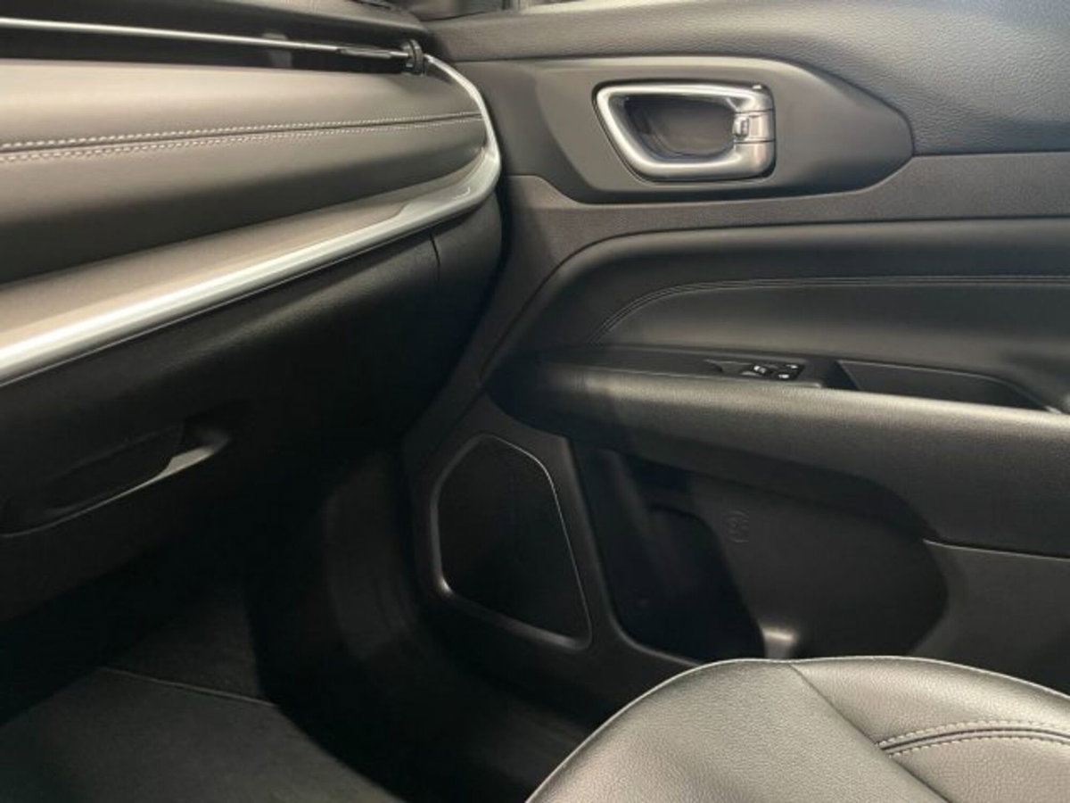 Jeep Compass 1.6 Multijet II 2WD Limited (13)