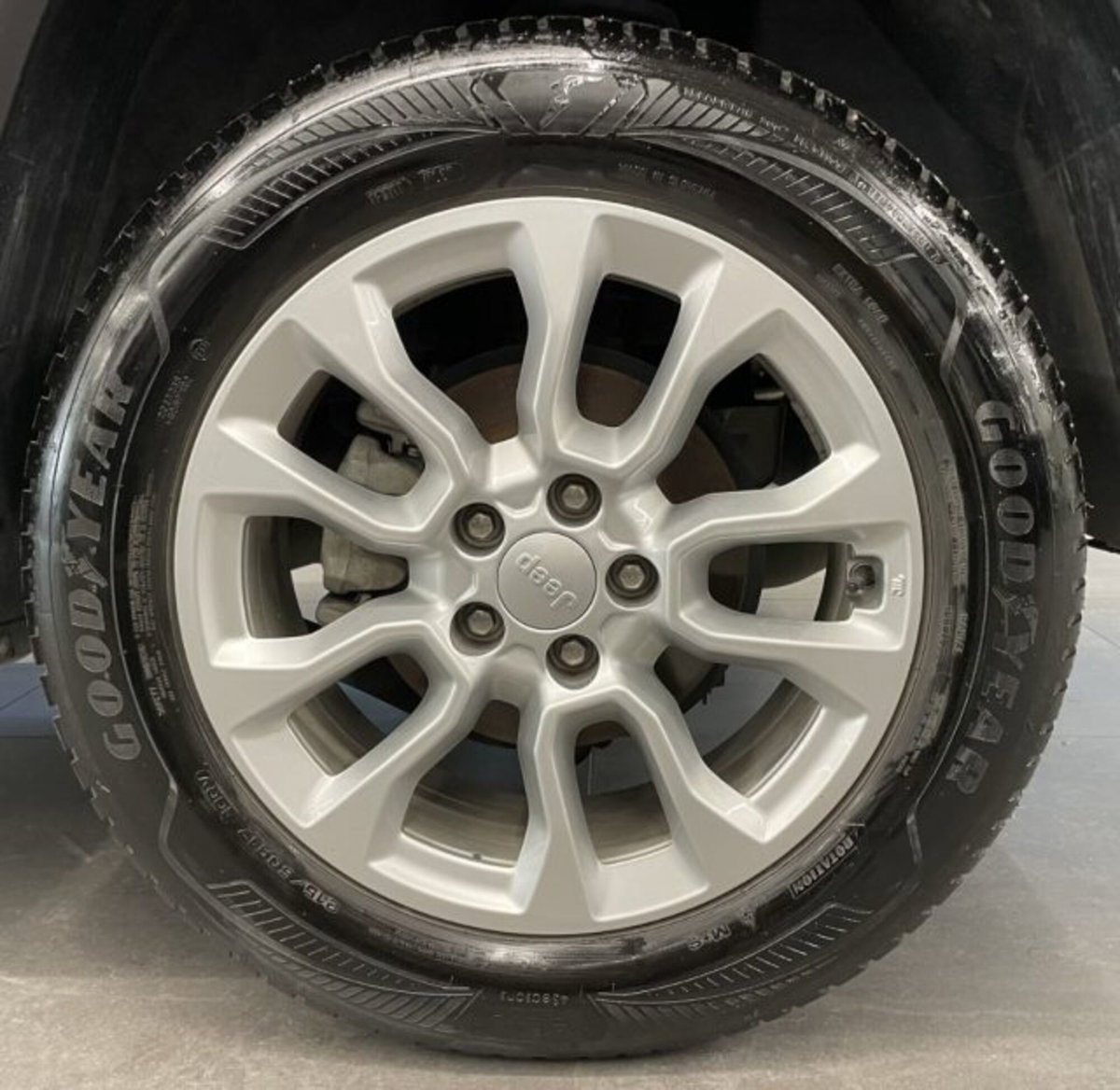 Jeep Compass 1.6 Multijet II 2WD Limited (6)
