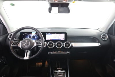 Mercedes-Benz GLB 200 d Progressive Advanced Plus auto (4)