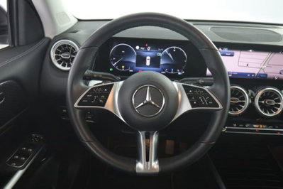 Mercedes-Benz GLB 200 d Progressive Advanced Plus auto (5)