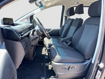 Hyundai Staria 2.2 awd auto (10)