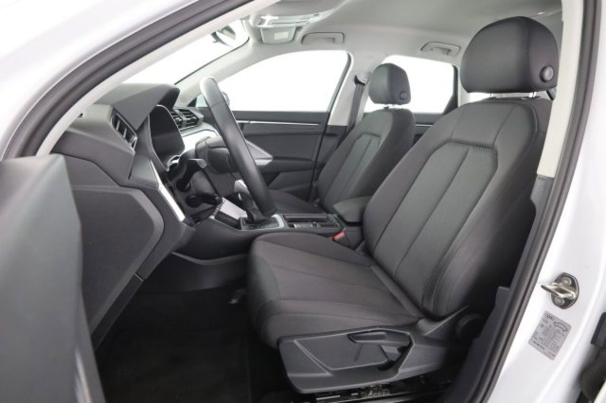 Audi Q3 35 TDI quattro S tronic Business Advanced (3)