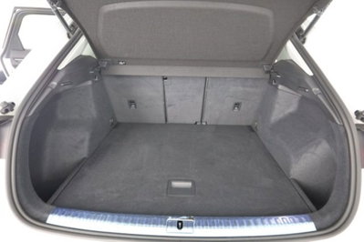 Audi Q3 35 TDI quattro S tronic Business Advanced (5)