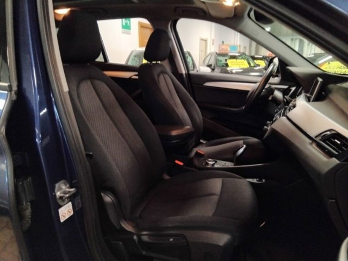 BMW X1 xDrive20d Advantage (14)