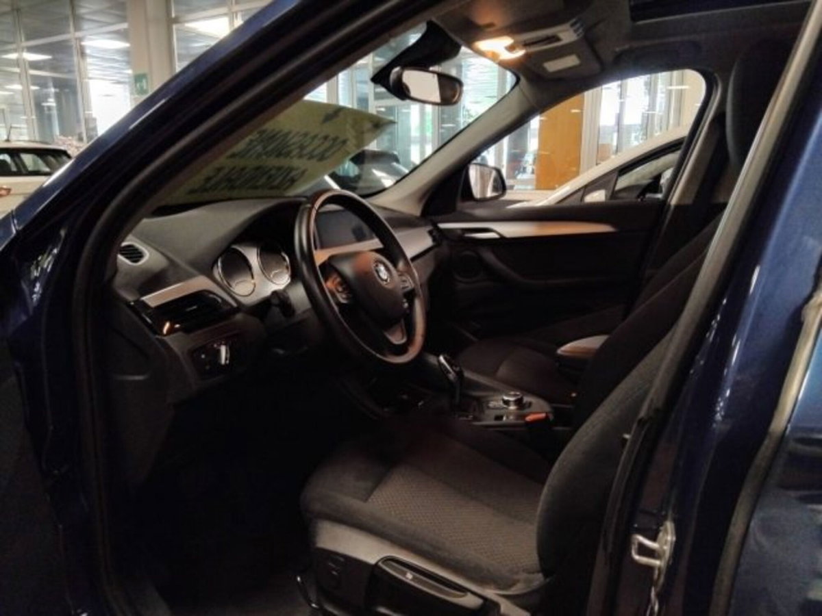 BMW X1 xDrive20d Advantage (16)