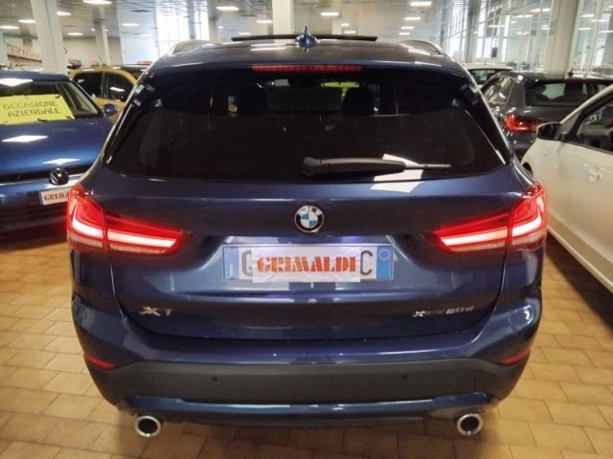 BMW X1 xDrive20d Advantage (5)