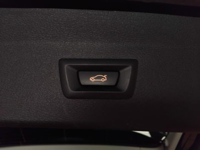 BMW X1 xDrive20d Advantage (8)