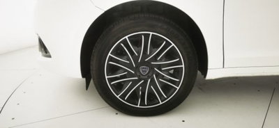 Lancia Ypsilon 1.0 FireFly 5 porte S&S Hybrid Ecochic Gold (17)