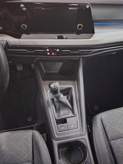 Volkswagen Golf 1.0 TSI EVO Life (5)