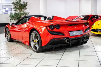 Ferrari F8 Spider F8 Spider (5)