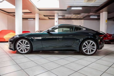 Jaguar F-Type Coupé 5.0 V8 450 CV aut Coupé R-Dynamic Black (4)