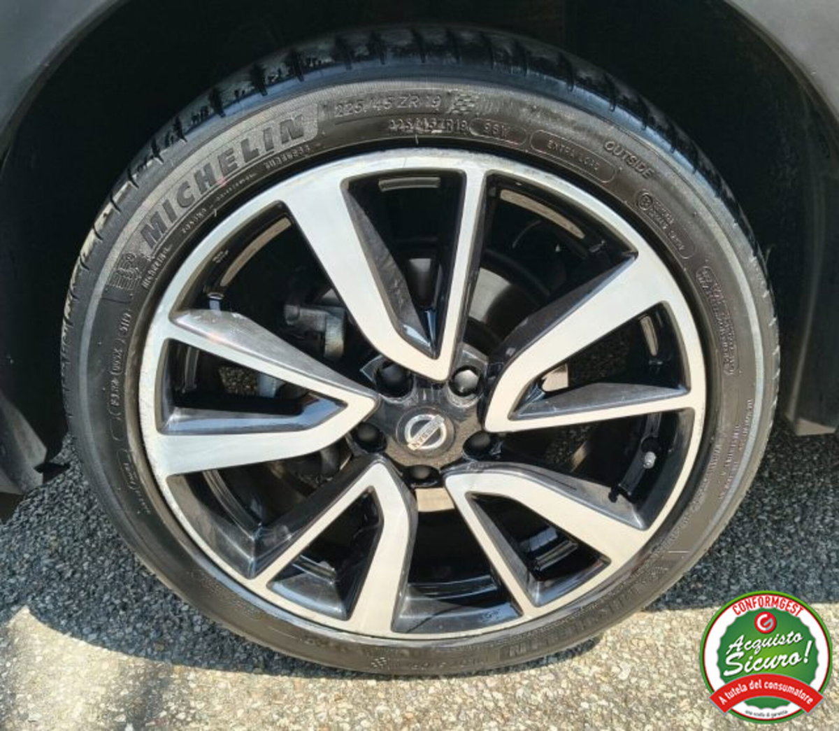 Nissan Qashqai 1.5 dCi Tekna (8)