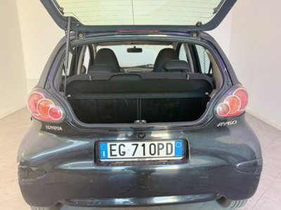 Toyota Aygo 1.0 12V VVT-i 5 porte (12)