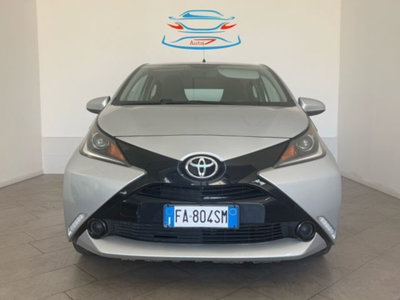 Toyota Aygo 1.0 VVT-i 69 CV 5 porte x-wave usata