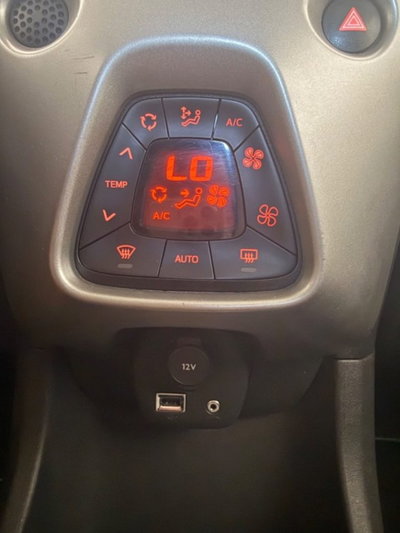 Toyota Aygo 1.0 VVT-i 69 CV 5 porte x-wave (13)