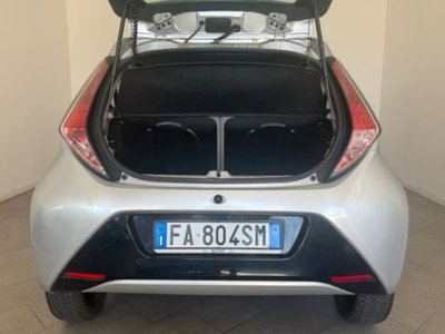 Toyota Aygo 1.0 VVT-i 69 CV 5 porte x-wave (7)