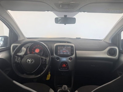 Toyota Aygo 1.0 VVT-i 69 CV 5 porte x-wave (9)