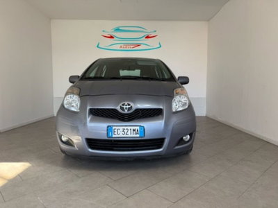 Toyota Yaris 1.0 5 porte usata