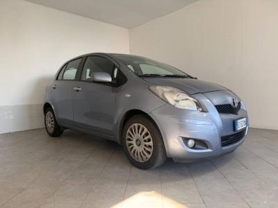 Toyota Yaris 1.0 5 porte (12)