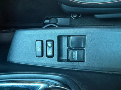 Toyota Yaris 1.3 5 porte Active (12)